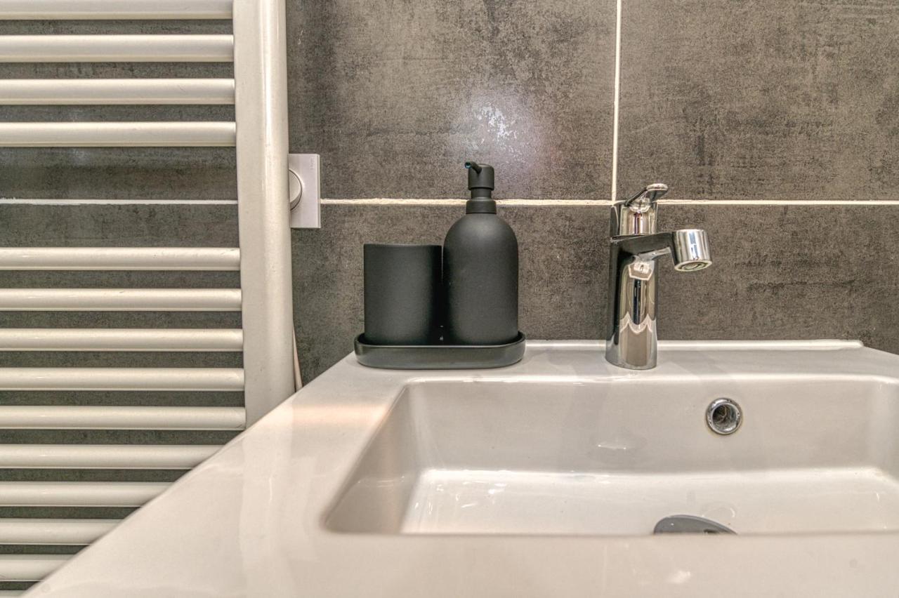 Le Petit Parfait Confort Gare Hamac Netflix Grenoble Exterior photo